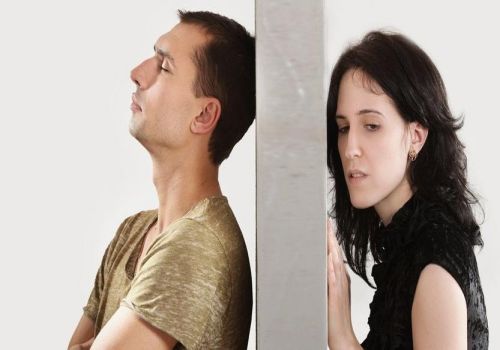 女方提出离婚无子女财产咋分